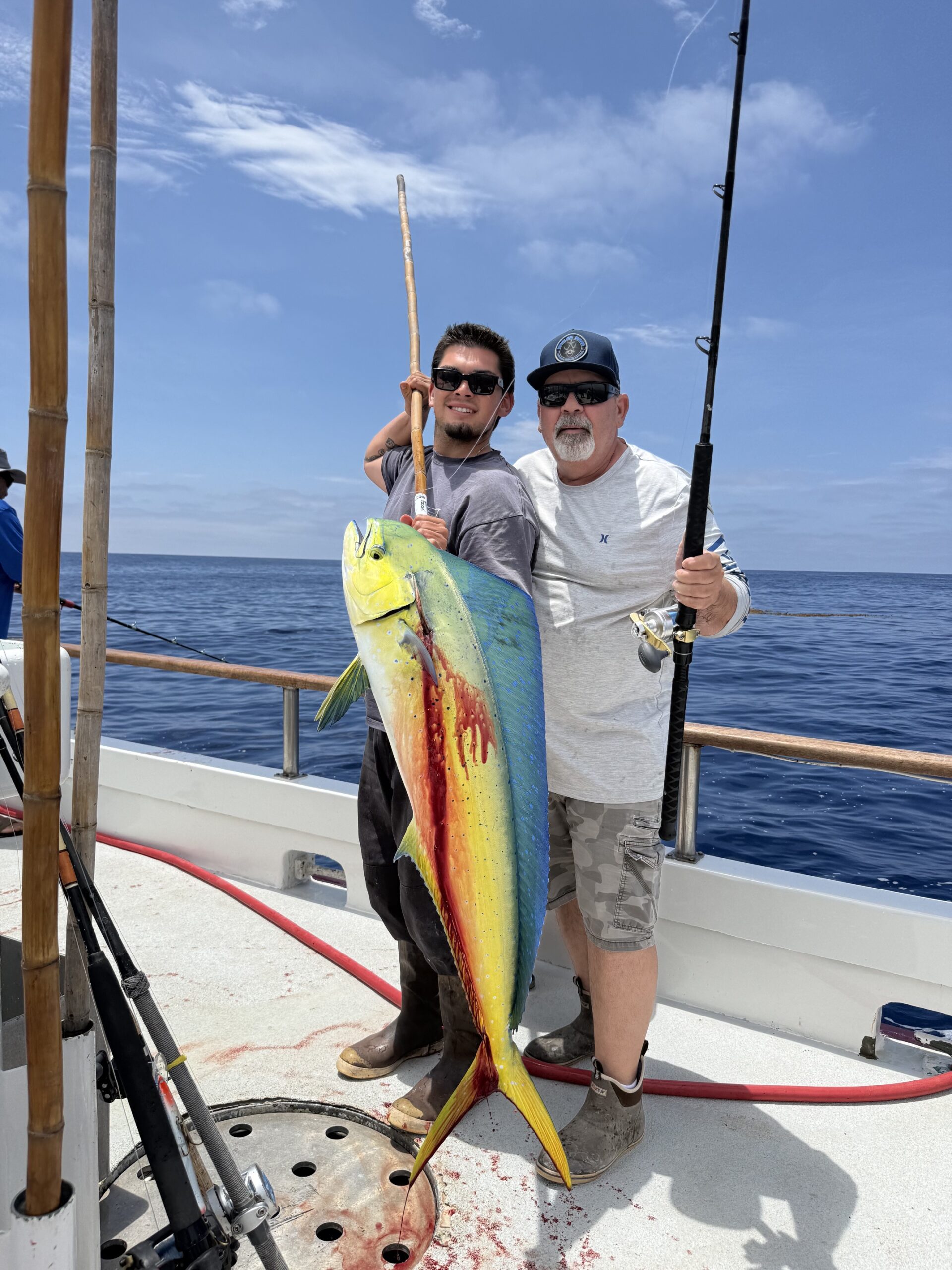 Searcher Angler Crew Carson Dorado