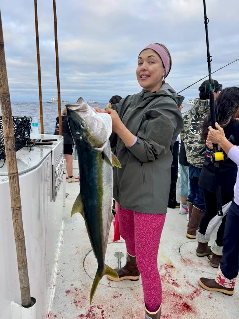 2026 Lady Angler Yellowtail Fishing Izmiri